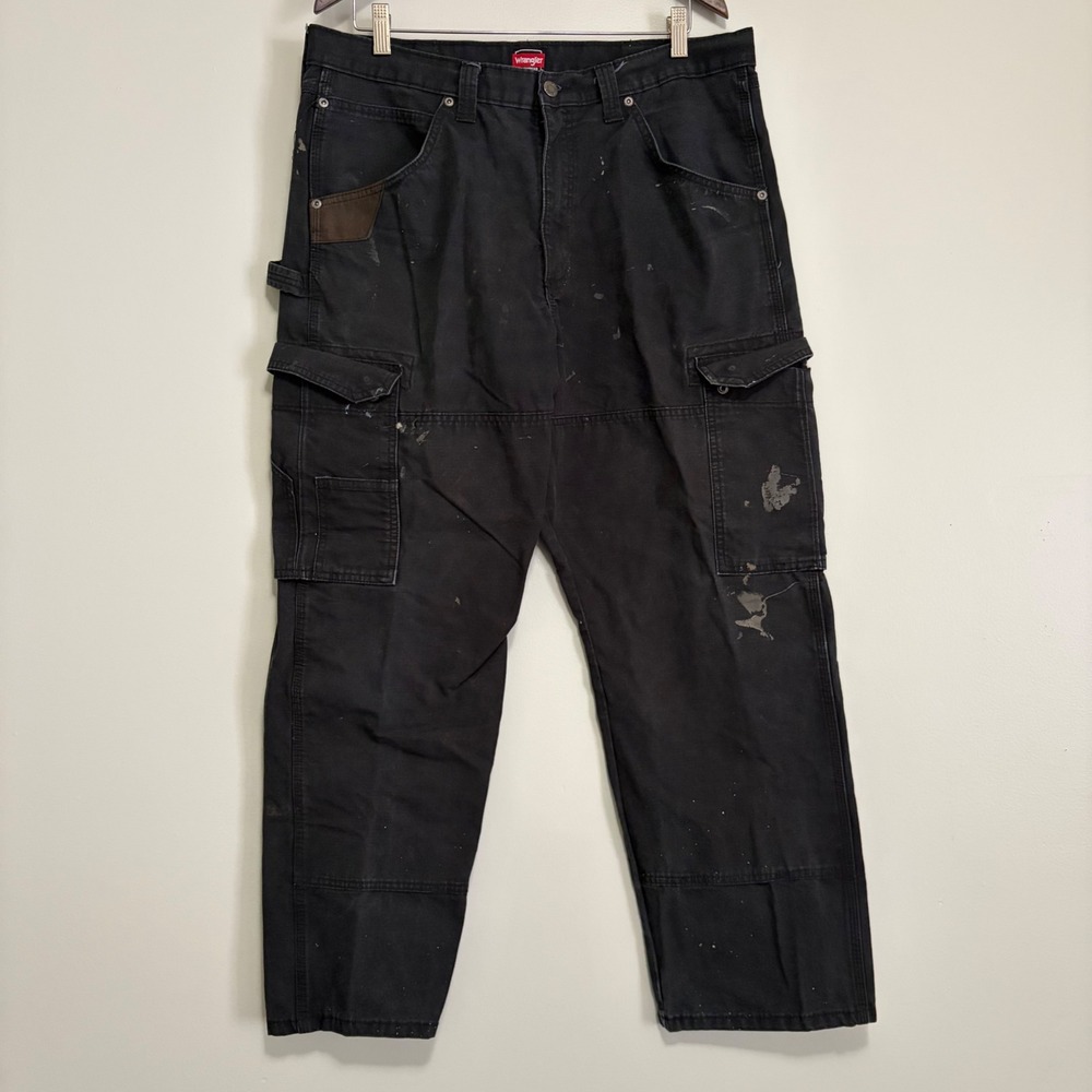 Wrangler Workwear Mens 38x30 Black Cargo Carpenter Pants Distressed Painter